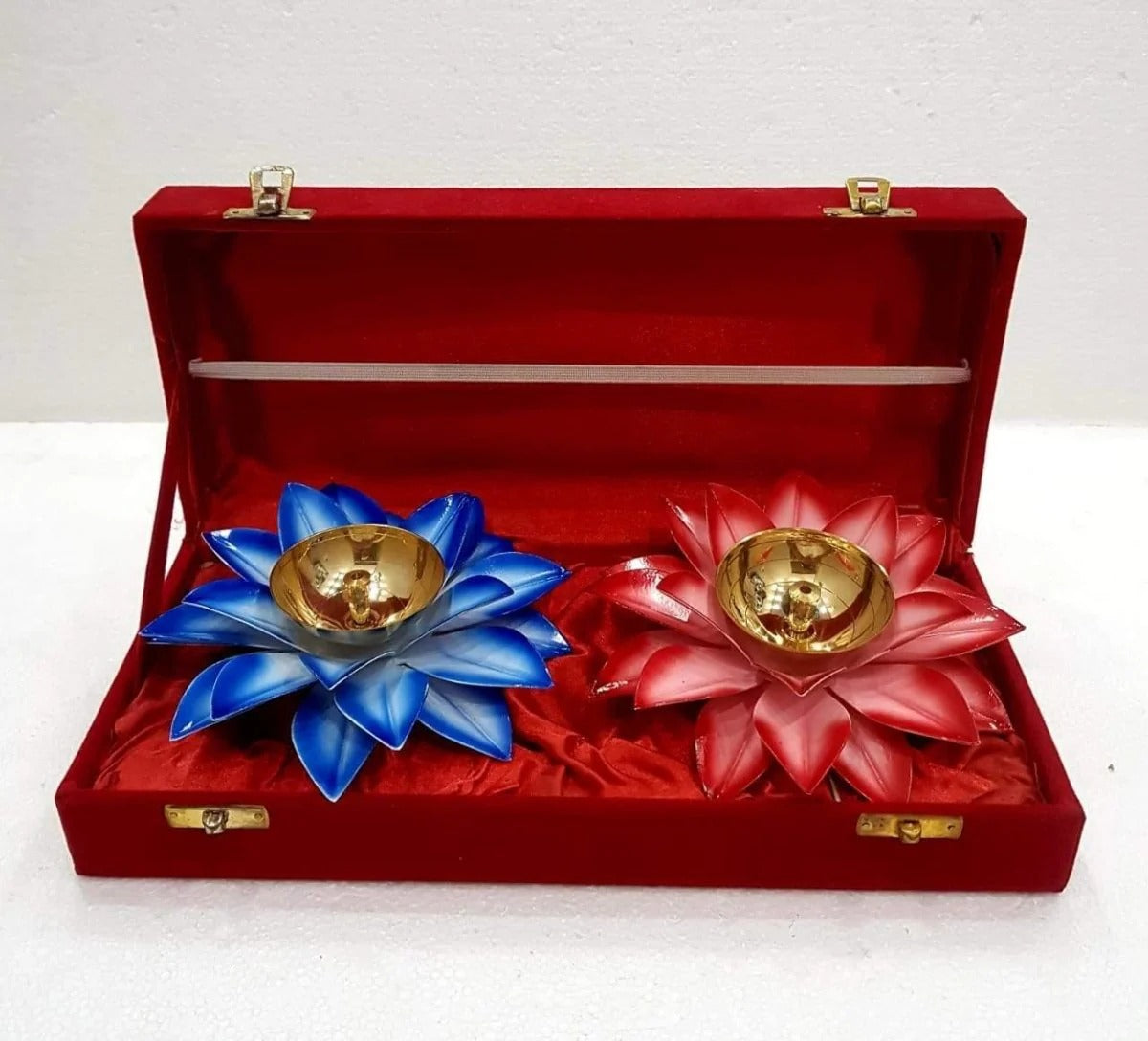 Diwali Brass colored Diya Gift set™